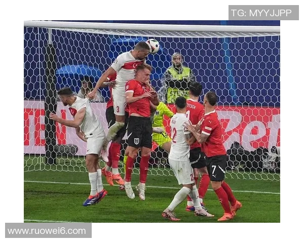 土耳其著名足球球星全名单及辉煌职业生涯一览